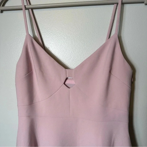 LIKELY Lilac Pink Cutout Fit & Flare Mini Cocktail Dress Size 6 Keyhole Strappy - Picture 4 of 12